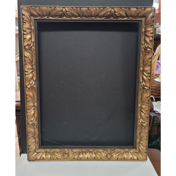 Antique wood frame gold Picture Frame 22" x 18 Oak Leaf Motif - Picture 1 of 12